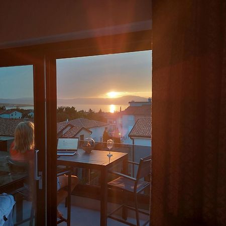 Penthouse Rosa Apartment Малинска Екстериор снимка